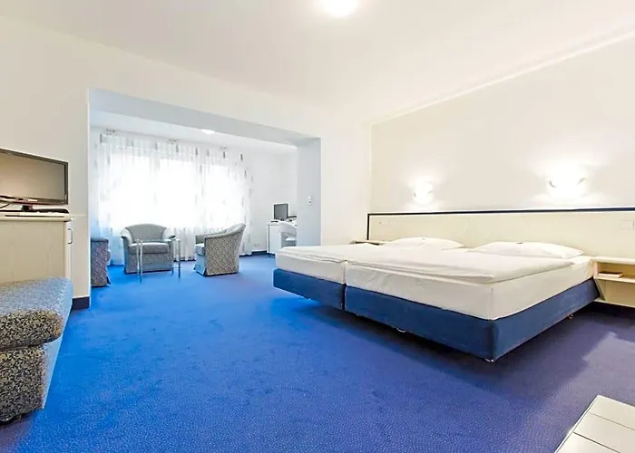Hotel List